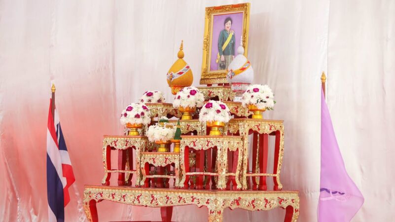 นายพรพิชิต กลิ่นมาลี ผู้อำนวยการแขวงทางหลวงสระแก้ว (วัฒนานคร) พร้อมด้วยนายสิริวัฒน์ เล็กน้อย รอ.ขท.(ป) และ ชม.ขท.วัฒนานคร เข้